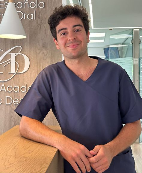 Doctor Ignacio Santos Odontologo General Clinica Ruiz Villandiego Dentista Donostia San Sebastian